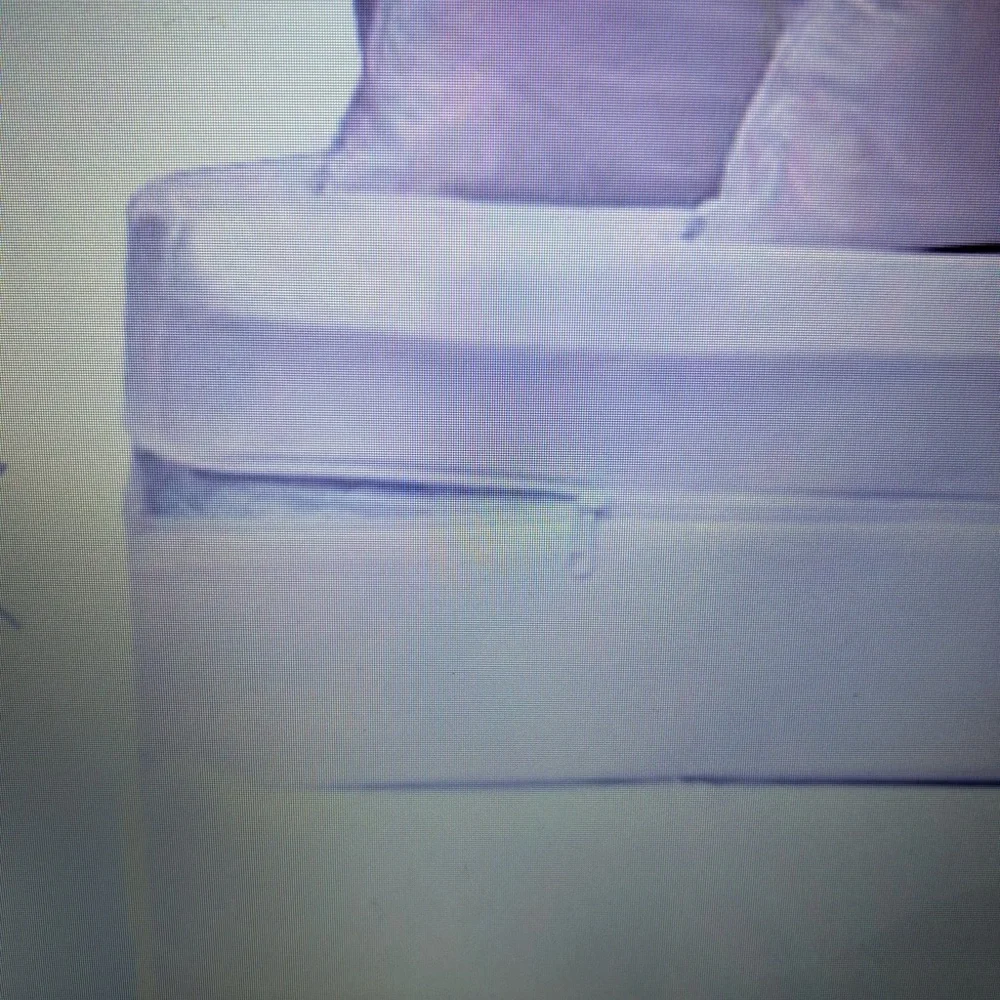 Allergy Bedding Encasement.White. Fully enclose your twin mattress. Waterproof.